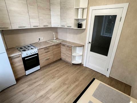 квартира по адресу Андрея Мельника ул., 8