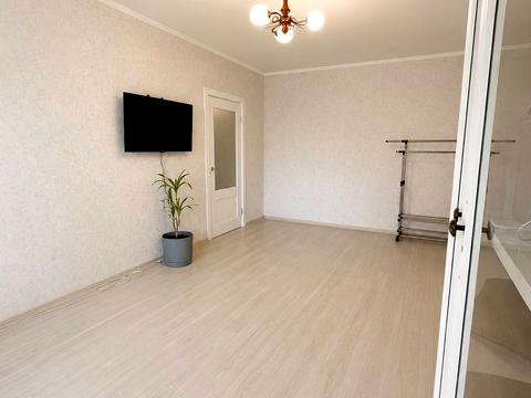 квартира по адресу Андрея Мельника ул., 8