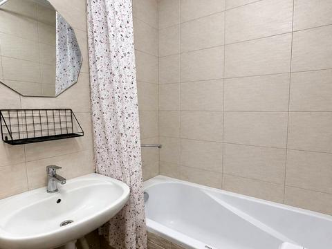 квартира по адресу Андрея Мельника ул., 8