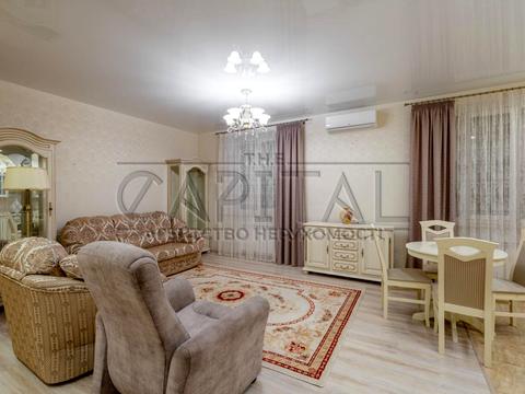 квартира по адресу Печерский спуск, 19