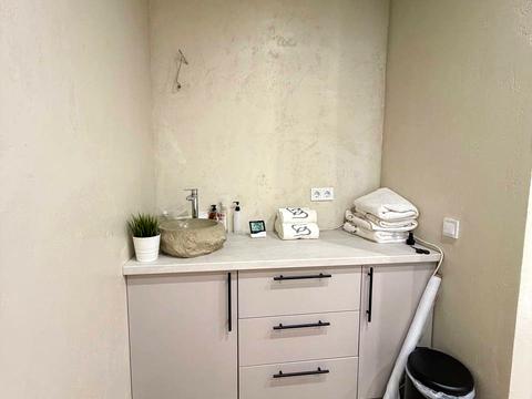 комерційна за адресою Шевченка вул., 57