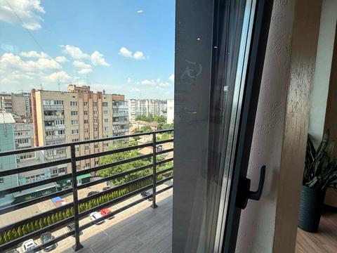 комерційна за адресою Шевченка вул., 57