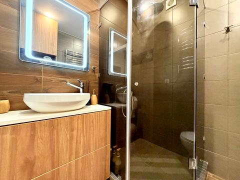 квартира за адресою Академіка Шалімова вул., 70/2