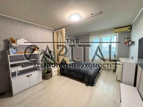 квартира за адресою Сергія Данченка вул., 3