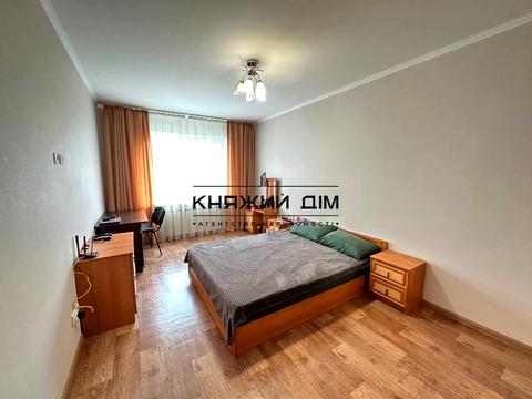 квартира за адресою Григорія Ващенка вул., 5