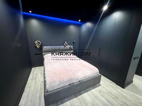 квартира за адресою Вишняківська вул., 2