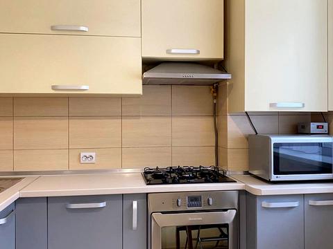 квартира за адресою Анатолія Лабунського вул., 3