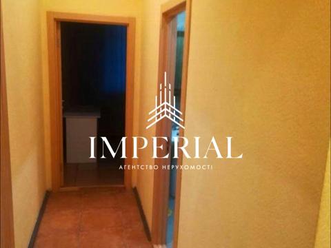 комерційна за адресою Івана Світличного вул. (Петровського), 10
