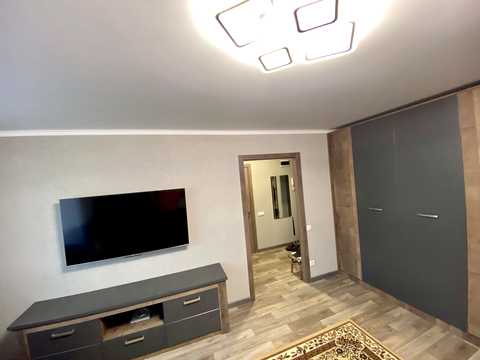 квартира за адресою Кропивницького вул., 95