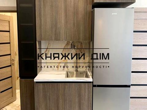 квартира за адресою Героїв Крут вул., 4