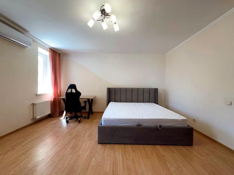 квартира за адресою Боголюбова вул., 8