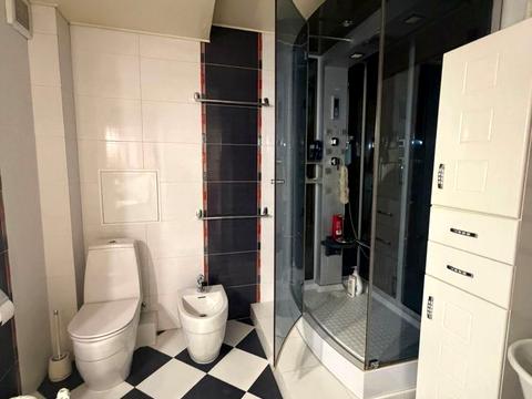 квартира за адресою Ревуцького вул., 8