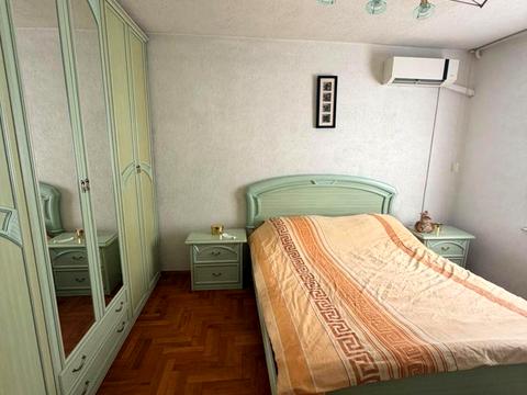 квартира за адресою Ревуцького вул., 8