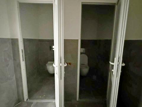 коммерческая по адресу Івана Левинського ул., 1