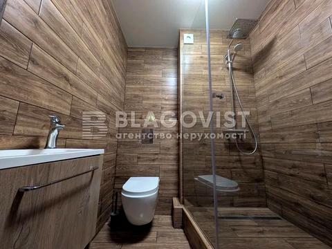 квартира за адресою Вишняківська вул., 4