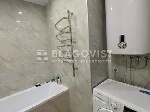 квартира за адресою Вишняківська вул., 4