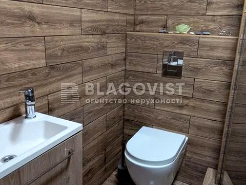 квартира за адресою Вишняківська вул., 4