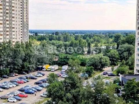 квартира за адресою Вишняківська вул., 4