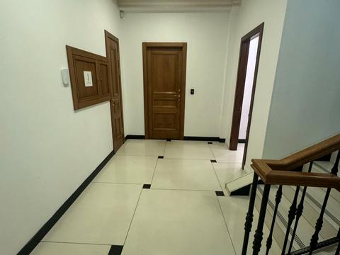коммерческая по адресу Жилянская ул., 72
