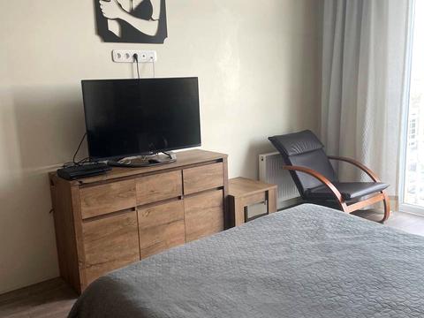 квартира за адресою Сім'ї Кульженків вул. (Петра Дегтяренка), 31-А