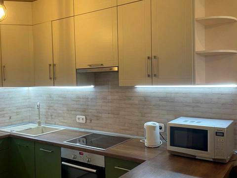 квартира за адресою Сім'ї Кульженків вул. (Петра Дегтяренка), 31-А