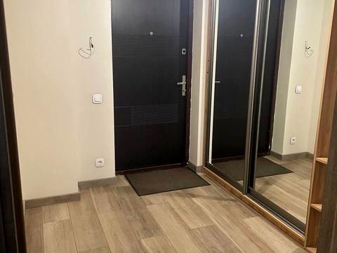 квартира за адресою Сім'ї Кульженків вул. (Петра Дегтяренка), 31-А