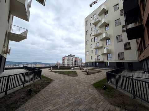 квартира за адресою Василя Щурата вул., (Будинок 1)