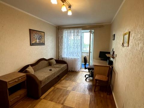 квартира за адресою Квартальна вулиц вул. (Гладкова), 7
