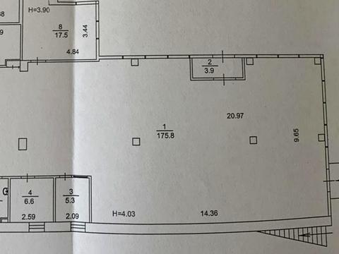 комерційна за адресою Дніпровська набережна вул., 18