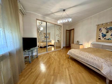 квартира за адресою Олександра Кониського вул., 28А-30А