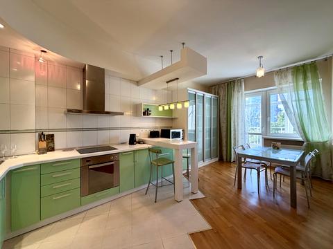 квартира за адресою Олександра Кониського вул., 28А-30А