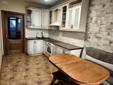 квартира за адресою Драгоманова вул., 2-Б