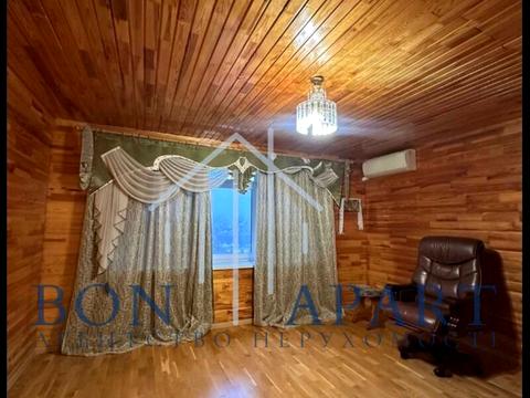 комерційна за адресою Бакинська вул., 23А
