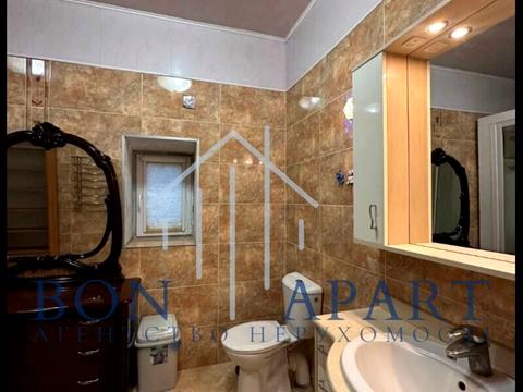 комерційна за адресою Бакинська вул., 23А