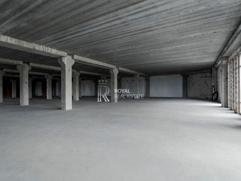 комерційна за адресою Миколи Бажана просп., 1Ц