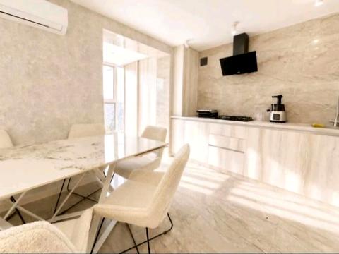 квартира по адресу Героев Днепра ул., 6