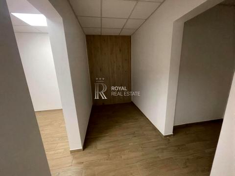 коммерческая по адресу Балтийский пер., 3