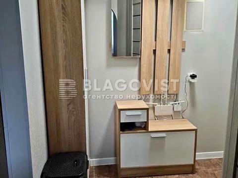 квартира за адресою Привокзальна вул., 12/1