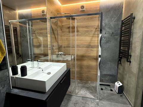 квартира за адресою Залізнична вул., 9Б