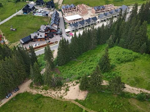 ділянка за адресою с. Яблуниця, Горішків
