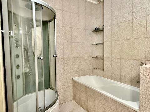 квартира по адресу Андрея Верхогляда ул. (Михайла Драгомирова), 12