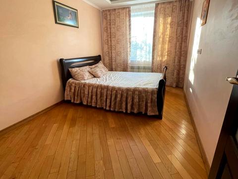 квартира за адресою Івана Величковського вул., 4
