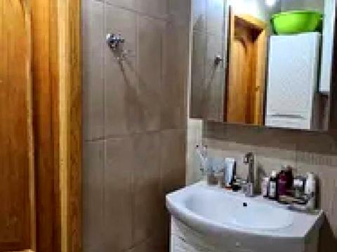 квартира за адресою Космічна вул., 4