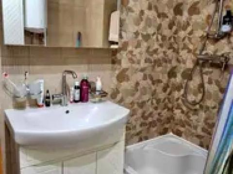 квартира за адресою Космічна вул., 4