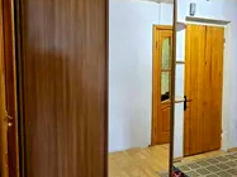 квартира за адресою Космічна вул., 4