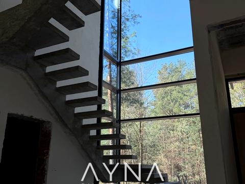 будинок за адресою Набережна вул.