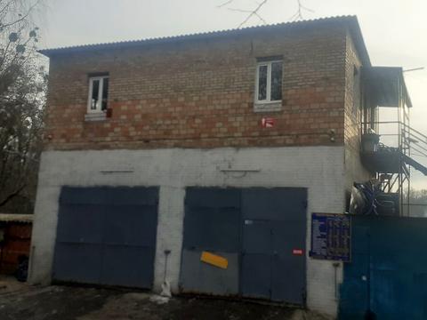 комерційна за адресою Академіка Глушкова просп., 67