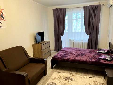 квартира за адресою Академіка Корольова вул., 80