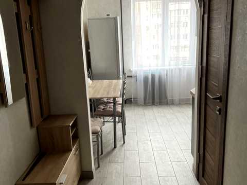 квартира за адресою Академіка Корольова вул., 80