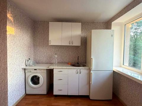 квартира за адресою Радісна вул., 7